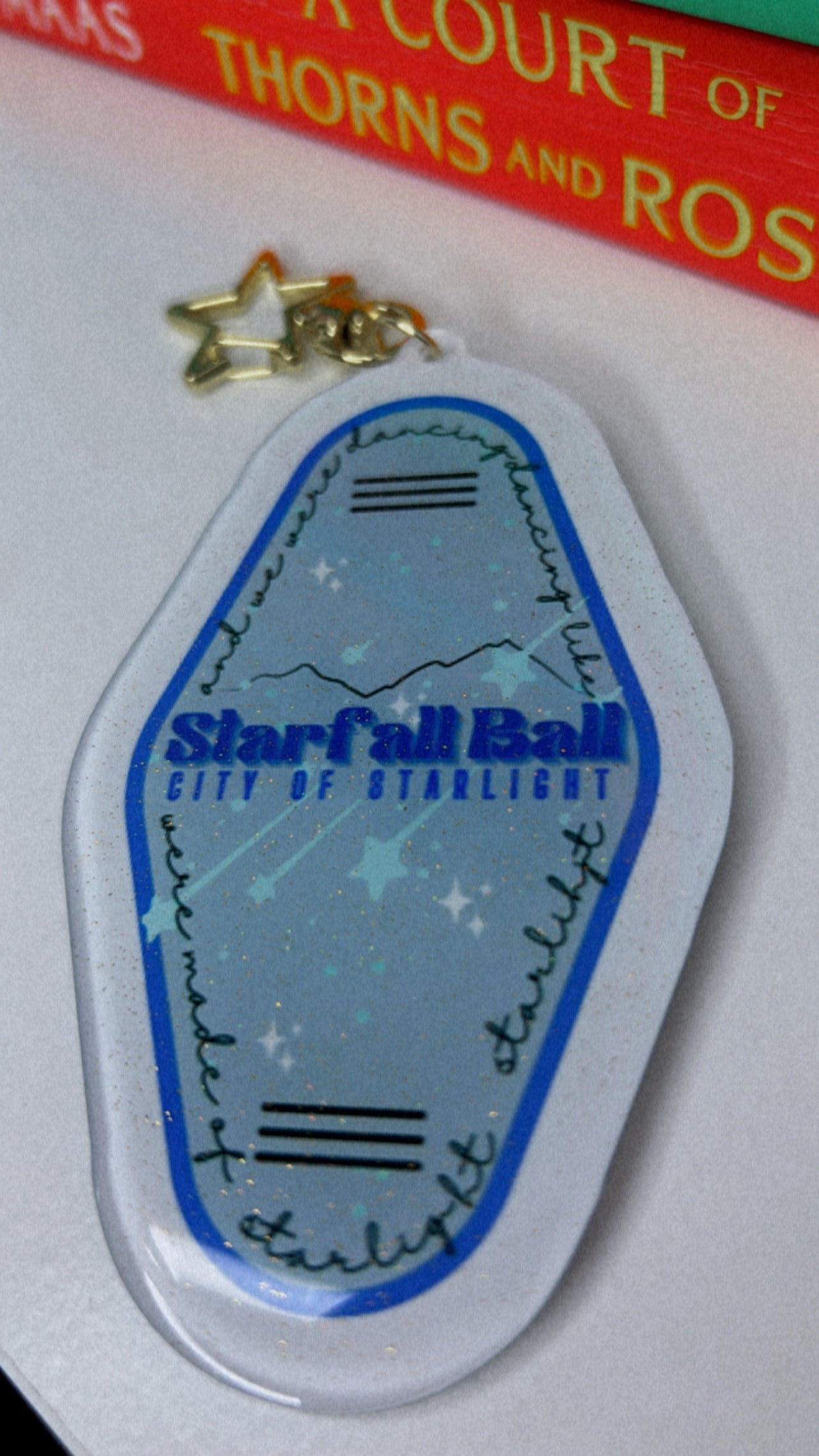 Star Fall Ball Motel Keychain