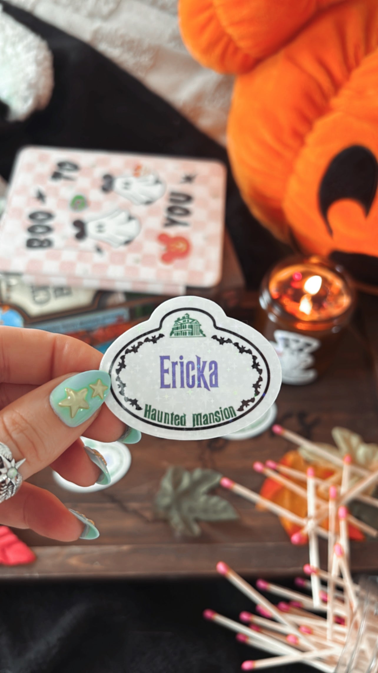 Ghost Host (customizable)